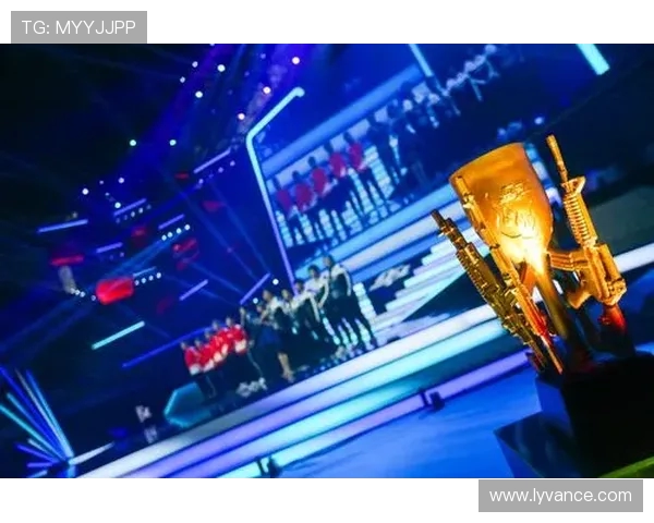 杨丽专访：从职业选手到电竞导师的英雄联盟成长之路