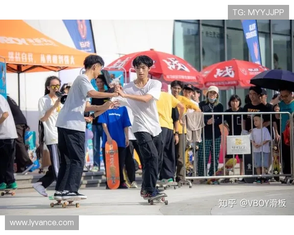 武汉滑板队的团队协作与成长之路探讨